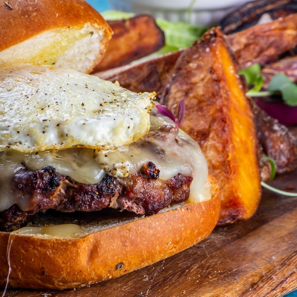 HUMPTY DUMPTY BURGER - La Fontana Ristorante
