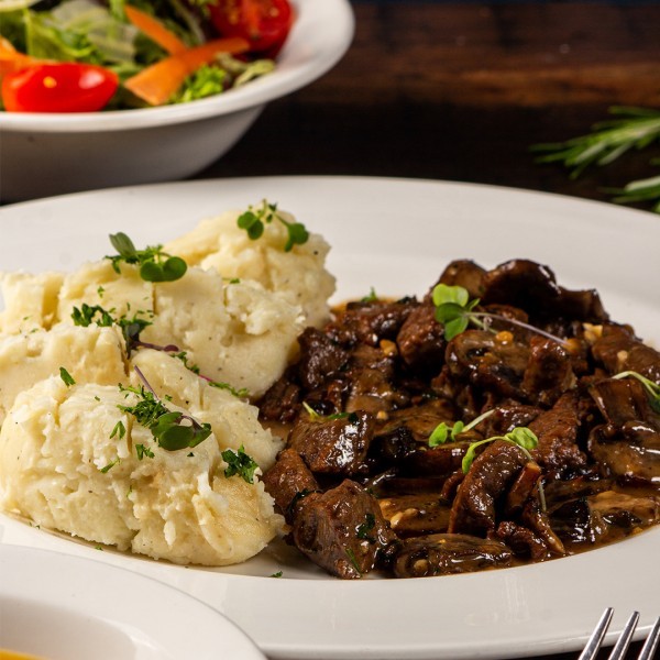 STROGONOFF W/MASHED P - La Fontana Ristorante